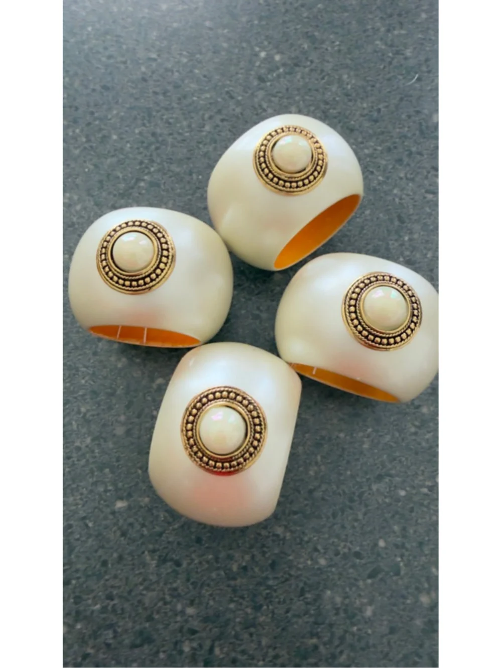 Set of 4 Vintage Pearlecent Nap Napkin Rings | Pearl & Gold Detail